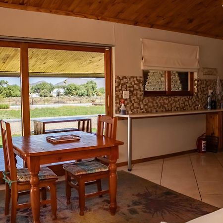 Tarantula Guest House Calvinia Exterior foto